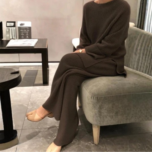 Women’s Ribbed Knit Set with Sweater and Wide-Leg Trousers