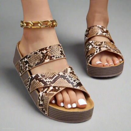 Women’s Braided Strap Slide Sandals