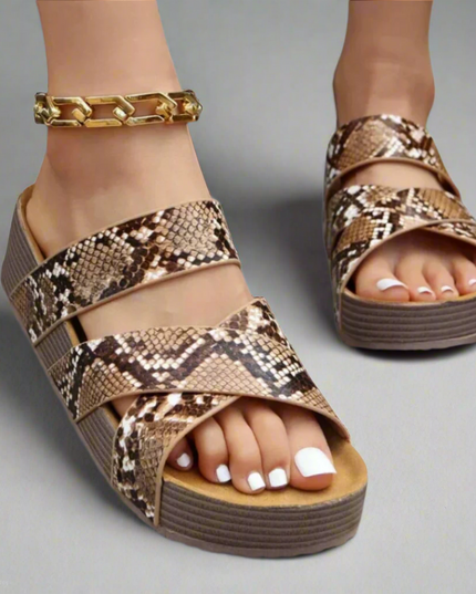 Women’s Braided Strap Slide Sandals