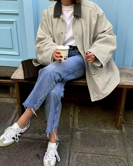 Women’s Button-Front Coat with Contrasting Collar