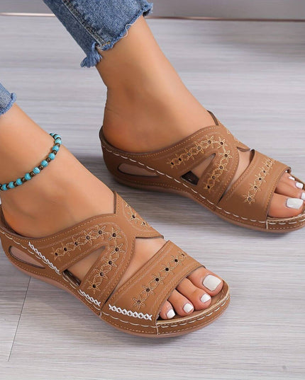 Women’s Cut-Out Slide Sandals