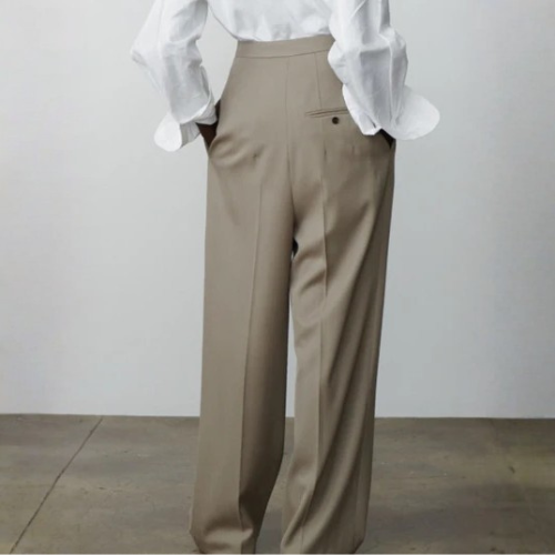 Women’s Oversized Wide-Leg Trousers with Pleated Front