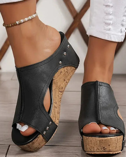 Women’s Studded Platform Slide Sandals