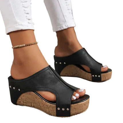 Women’s Studded Platform Slide Sandals